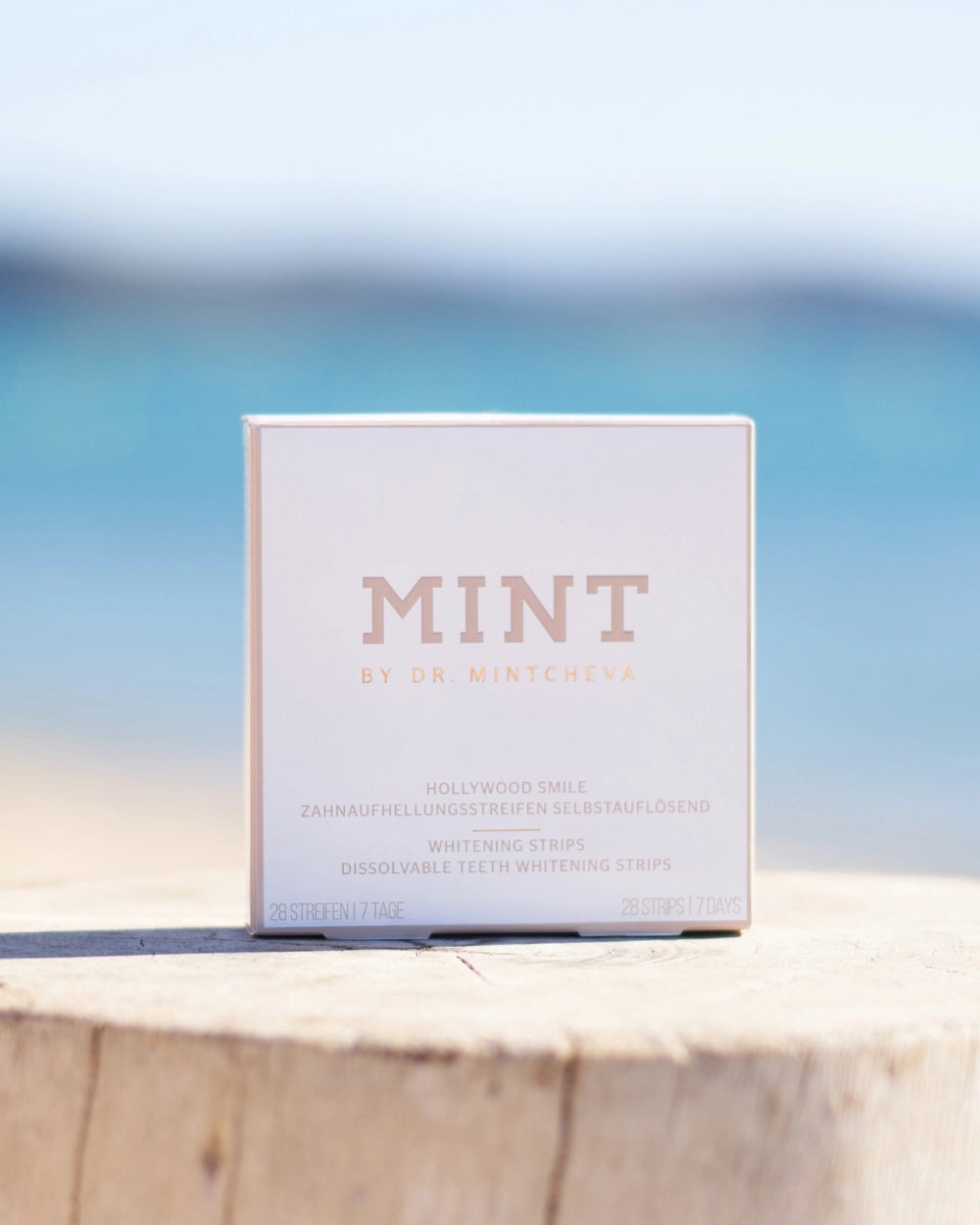 MINT Hollywood Smile Whitening Strips – 7-Day Treatment