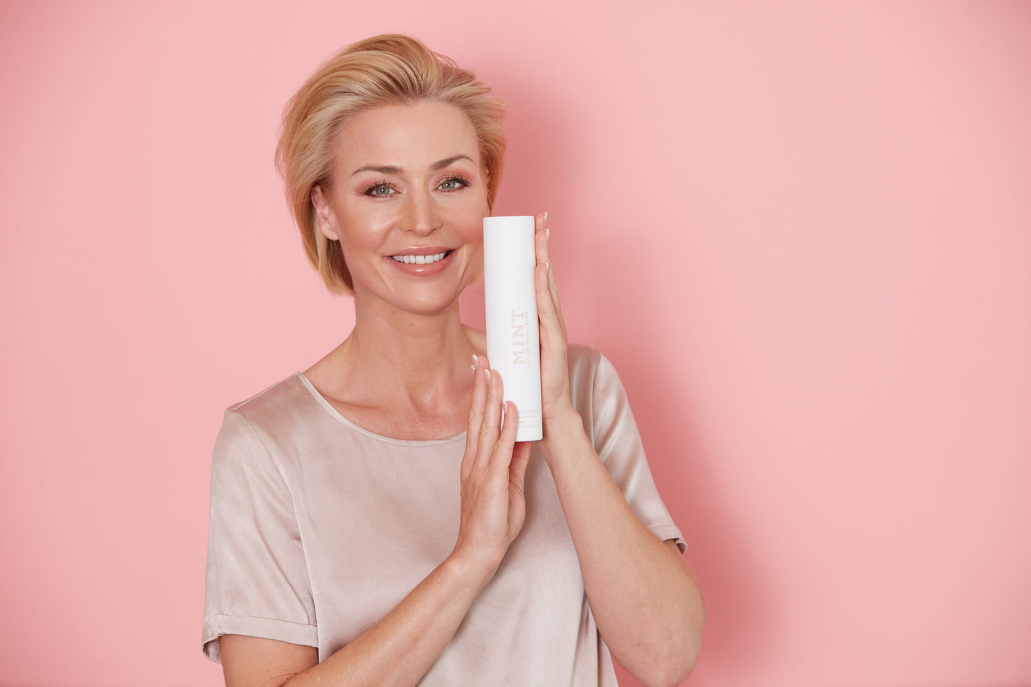 Whitening 101: Your Complete Guide to a Brighter Smile